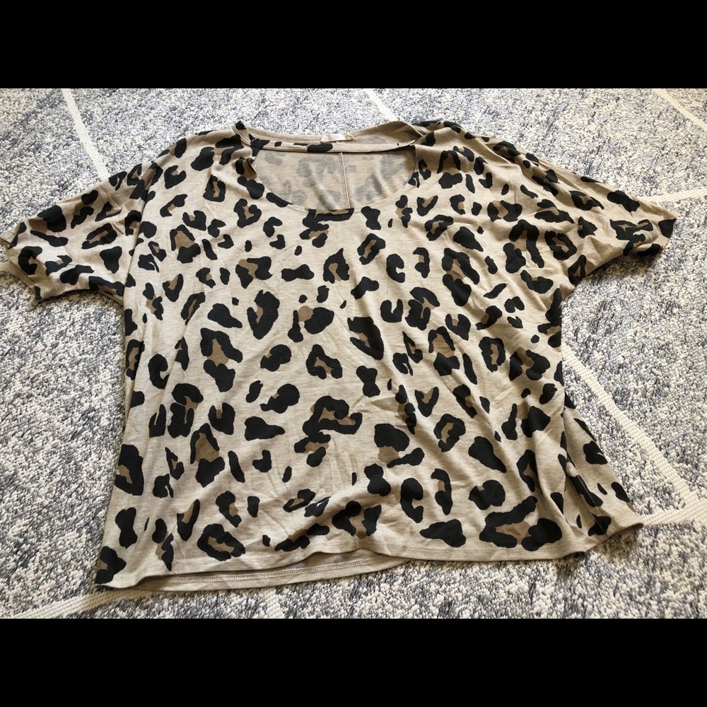 Boutique leopard top